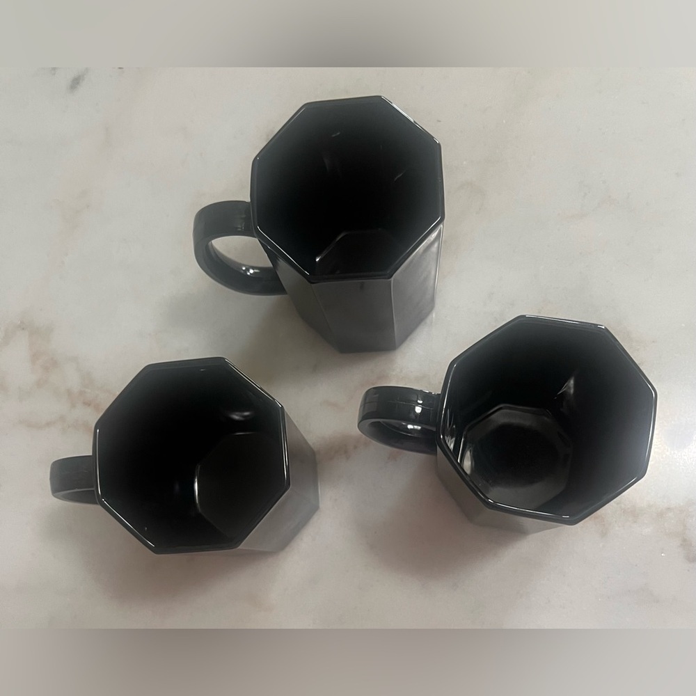 Black Octagonal Mugs Set - Picture 5 of 7